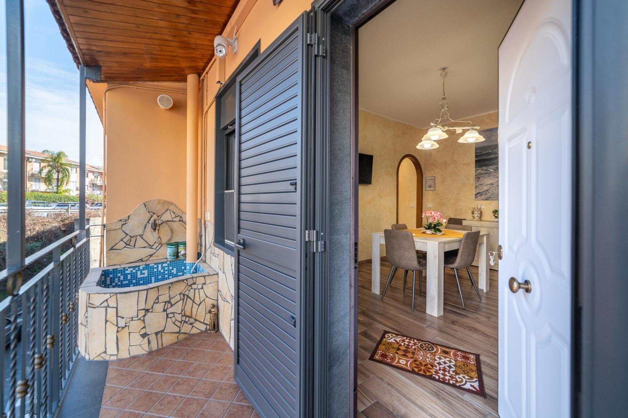 Casa La Scivola Διαμέρισμα Κατάνια Εξωτερικό φωτογραφία